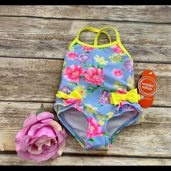 🌴NWT RUFFLE & BOW SWIMSUIT - Picture 2 of 3